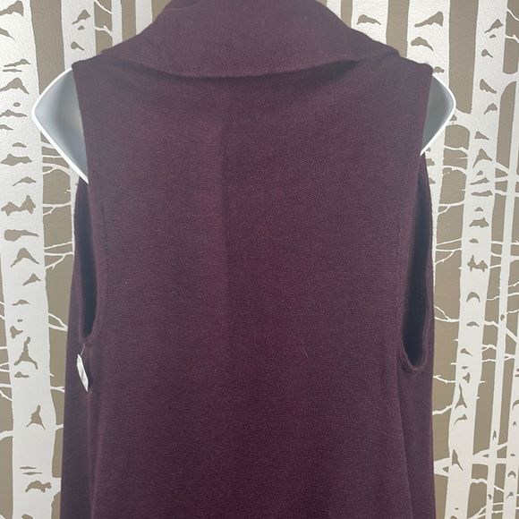 Plum Purple Sweater Knit Circle Vest NEW - Picture 6 of 12